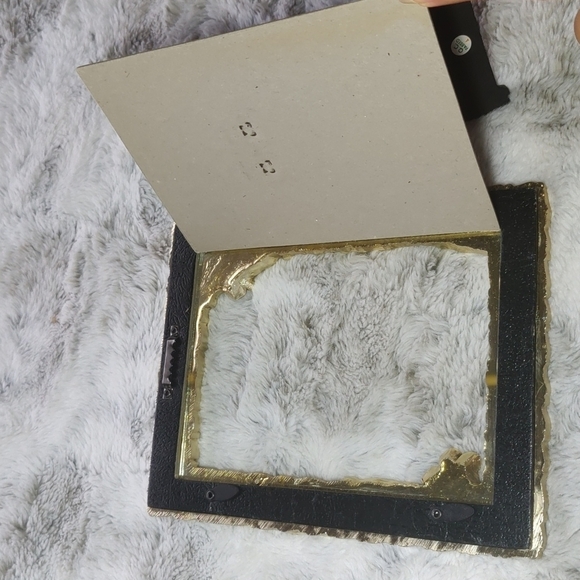 Gold Toned Textured Floral Rectangular Picture Frame - Picture 8 of 13